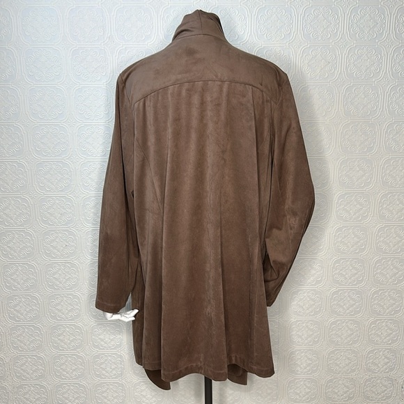 Carolina Belle Montreal | Taupe Waterfall Open Front Jacket - Picture 5 of 10